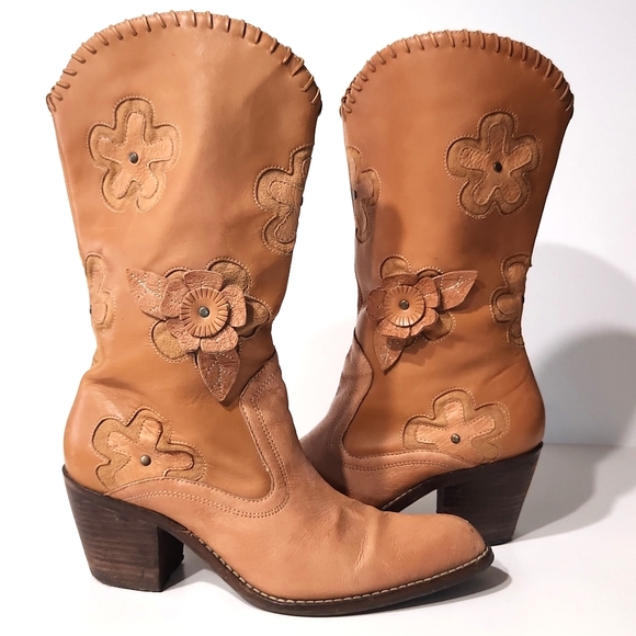 MIA Shoes - Mia Candida Leather 3D Floral Western Boho Cowgirl Boots Size 9 M EUC!